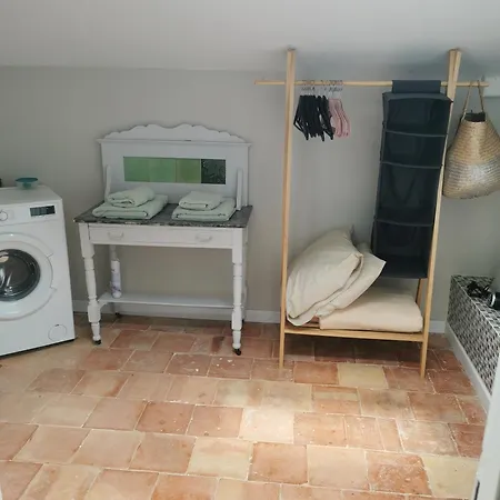 Les Pins, Russol Casa vacanze