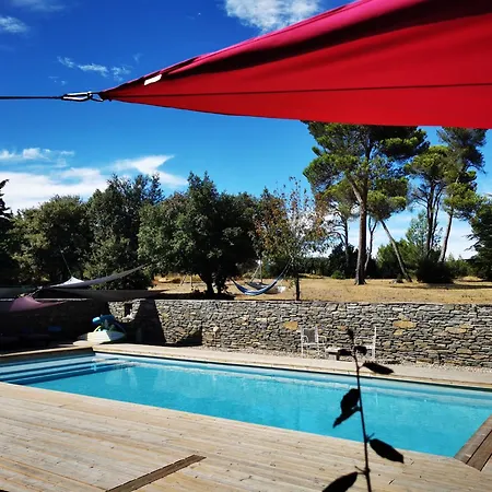 Les Pins, Russol Feriehus Laure-Minervois